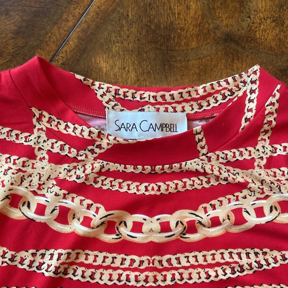Sara Campbell red top size large - Picture 3 of 3